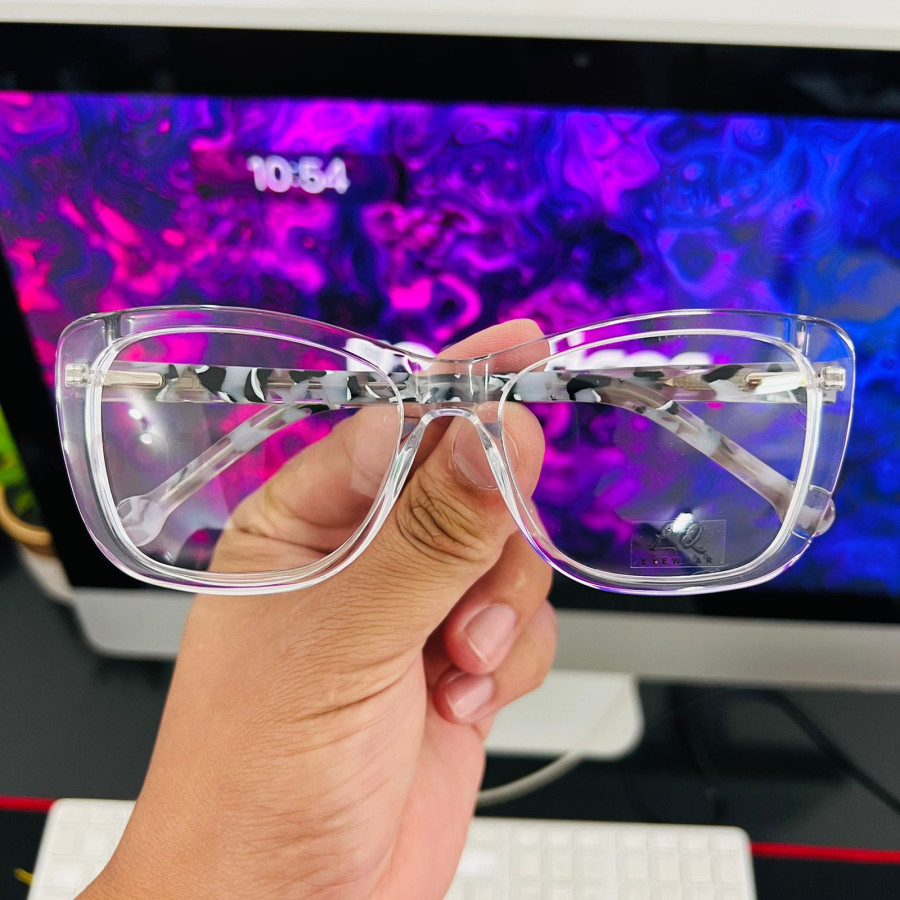 Armação de Óculos Quadrado LQ0101 Transparente